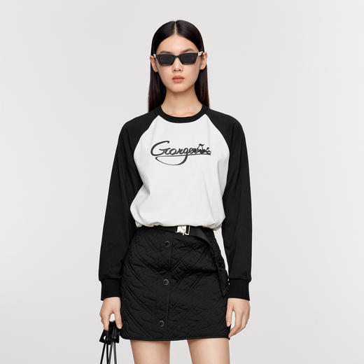 【积分换购不退货】【特惠不退货】伊芙丽冬基础百搭卫衣T恤1EA101161 商品图1