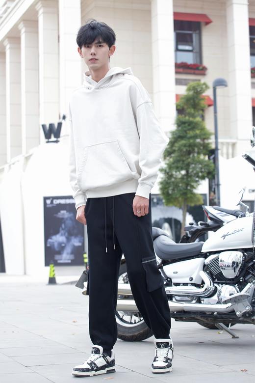 S34036568纯色帽衫卫衣 商品图8