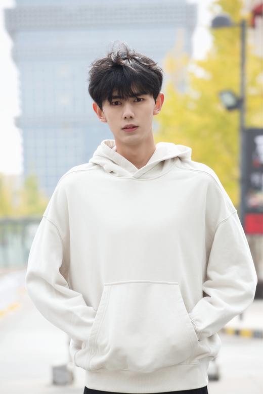 S34036568纯色帽衫卫衣 商品图6