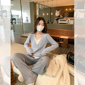 <曾小咸推荐>韩系假两件V领蓝色长袖针织衫女