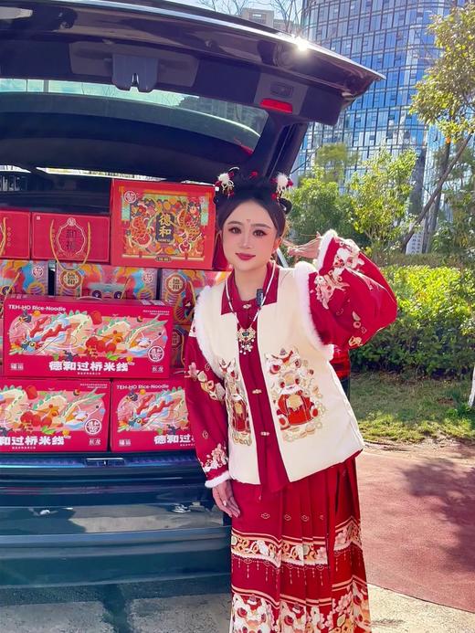 8种口味米线礼包 德和过桥米线菊花小锅豆花保鲜米线8味一大箱云南特产年货送礼#米线 商品图8