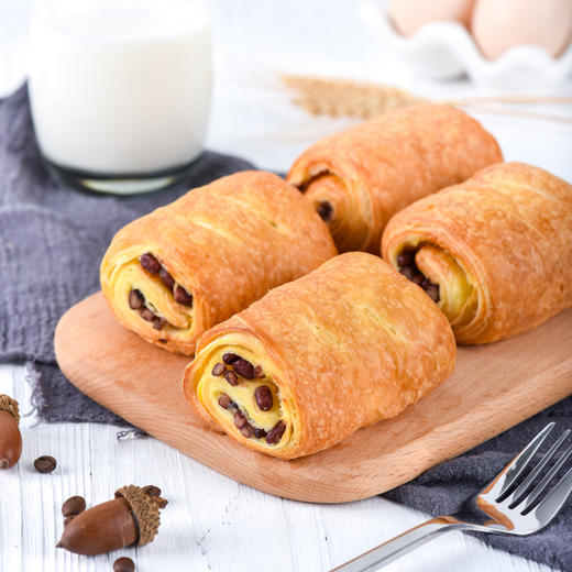 「烘焙食研室」红豆丹麦卷 商品图0