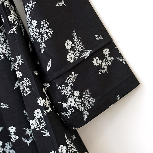 VIVIAN LIU薇薇安刘D2254101秋女装新款圆领印花胸前捏双褶连衣裙 商品图3