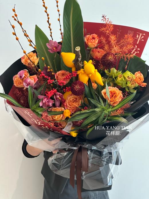 龙年限定  满堂彩 · 鲜花花束  商品图1