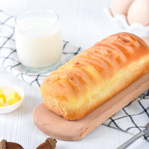 「烘焙食研室」咸蛋黄香芋芝士包 商品图2