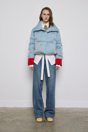 短款立领羽绒服