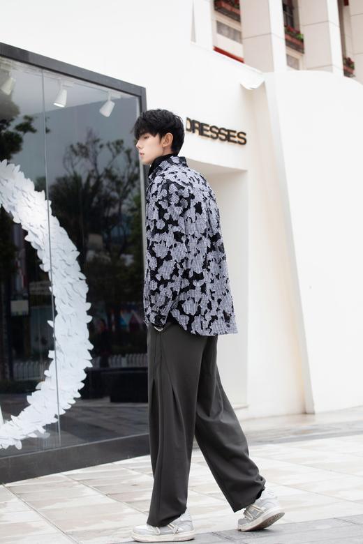 S33582138复古镂空格纹长袖衬衫 商品图5