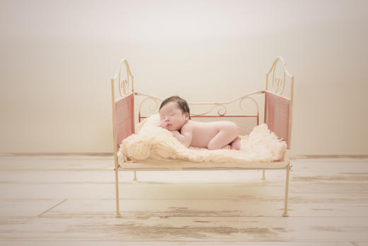 记录2025年宝贝的模样！9.9元抢原价1088元天使印象摄影，无隐形消费，一线化妆品、原创服饰、多种场景，满月、生日、证件使用、亲子时光…各种纪念日，拍起来！需提前预约！ 商品图7