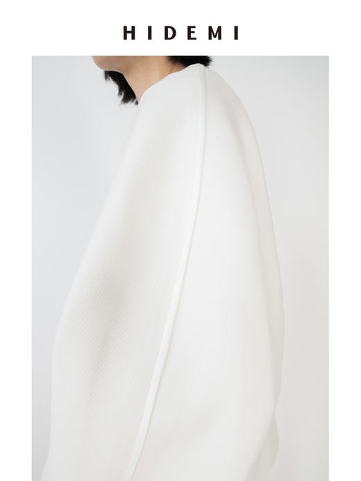 HIDEMI简约无领嵌条拼接弧形袖廓形感西装外套 商品图10