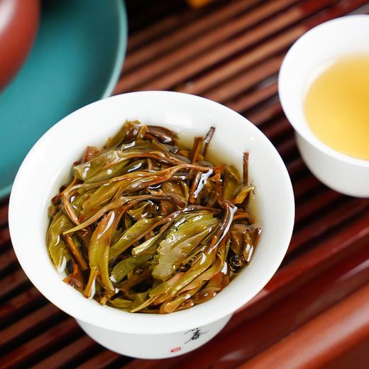 【莲花塘】2023年云南易武核心莲花塘380年古树茶 原料数量有限；限量分享；357g/饼，5饼/提 商品图6