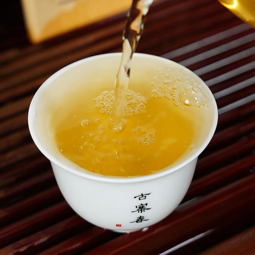 【莲花塘】2023年云南易武核心莲花塘380年古树茶 原料数量有限；限量分享；357g/饼，5饼/提 商品图2