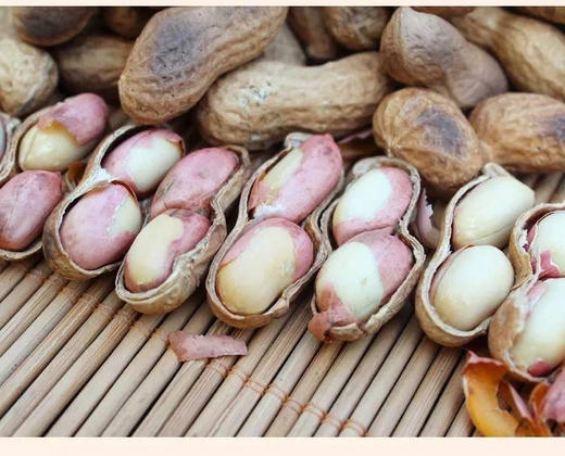 60岁老人祖传手艺，炒了30年花生，只炒当年自己种的珍珠小花生，现炒，火候掌握的特别好，炒的既不老也不会生，太入味太香了，强烈推荐，春节必备！2斤/份 商品图3