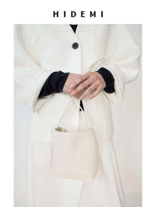 HIDEMI简约无领嵌条拼接弧形袖廓形感西装外套 商品图8