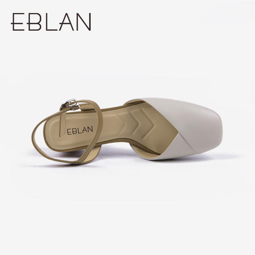 伊伴时装半凉B24220333 商品图2