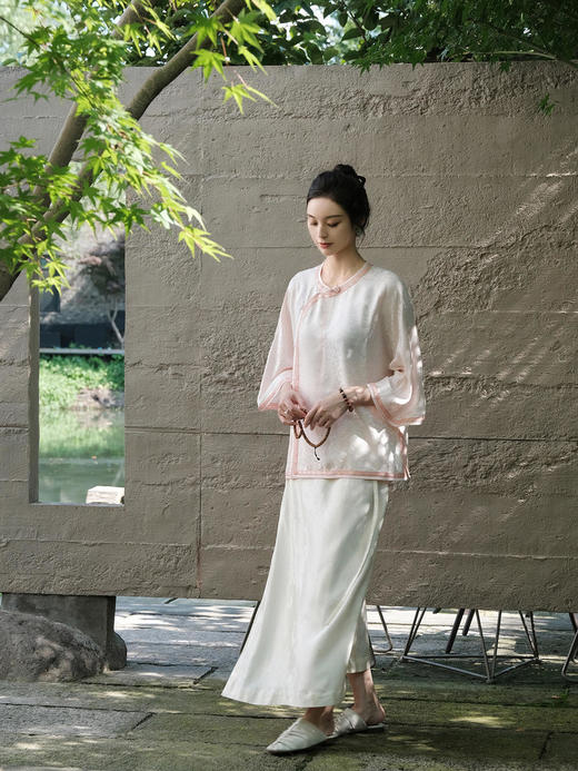 微瑕秒杀| 盛唐牡丹 |新中式真丝提花偏襟上衣 [特价品](特殊商品不退不换) 商品图1