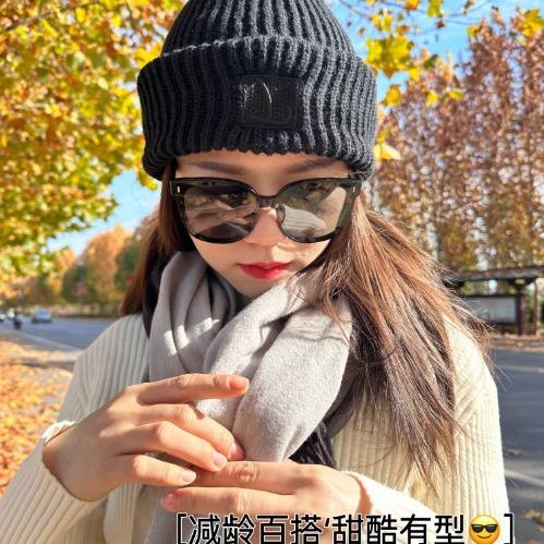 【休闲百搭！加厚保暖刺绣针织帽】大头围粗毛线针织帽子女秋冬季宽松护耳帽保暖堆堆冷帽大脸显脸小，宽松的设计不仅舒适，还能护耳保暖，给你全方位的呵护。 商品图1
