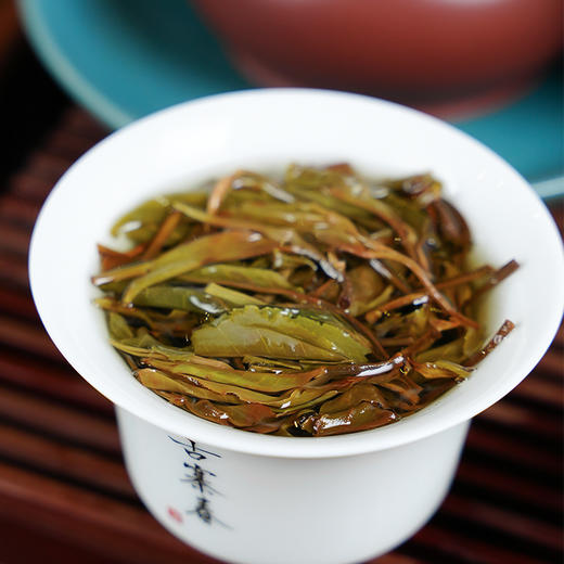 【莲花塘】2023年云南易武核心莲花塘380年古树茶 原料数量有限；限量分享；357g/饼，5饼/提 商品图4