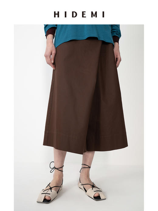 HIDEMI设计感立体廓形飘带领套装 短袖上衣/弯刀裤 商品图6