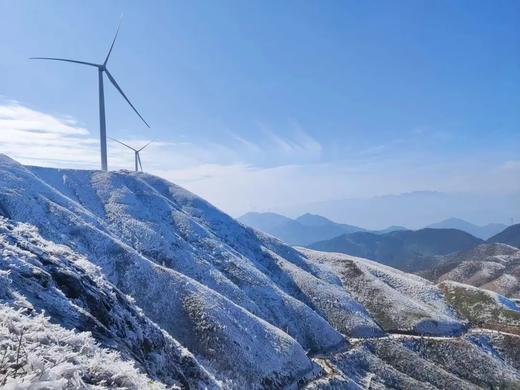 户外@【云冰山+爱情小镇】一脚跨两省云冰山赏雪雾凇，湘交界“小丽江”爱情小镇2天 商品图1