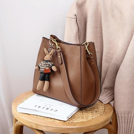Viney包包2023新款潮时尚真皮水桶包女单肩斜挎包百搭通勤女包 商品图0