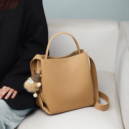 Viney水桶包包2023新款斜挎女包真皮大容量高级感秋冬手提单肩包 商品图1