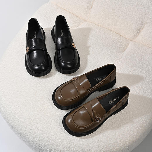 2024经典鲨春季女鞋新款方头哑光时尚乐福鞋KW178-D17011 商品图1