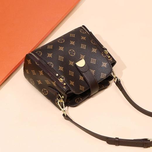 Viney包包女包2023新款斜挎包女水桶包秋冬时尚高级质感单肩包潮 商品图3