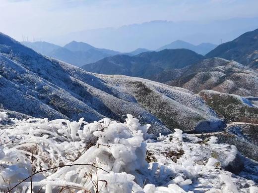 户外@【云冰山+爱情小镇】一脚跨两省云冰山赏雪雾凇，湘交界“小丽江”爱情小镇2天 商品图4