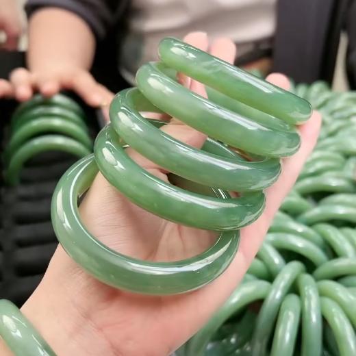 碧玉手镯-粉青猫眼 商品图0