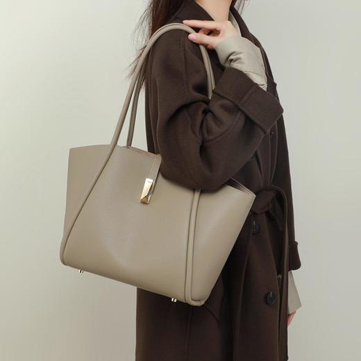 Viney托特包包2023新款女包单肩通勤包大容量高级感秋冬真皮大包 商品图2