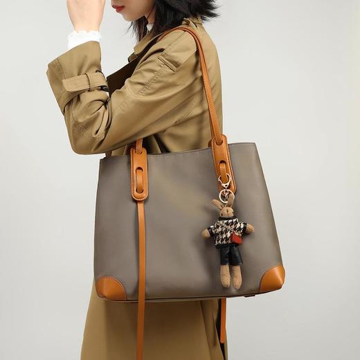 Viney包包批发新款潮时尚大容量托特包女2023通勤单肩包手提女包 商品图2