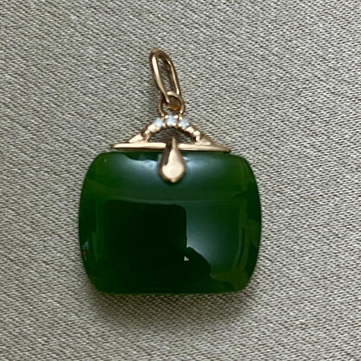 18K玫瑰金和田玉（碧玉）镶钻吊坠--包包/双面方形11*14mm/菠菜绿 商品图0