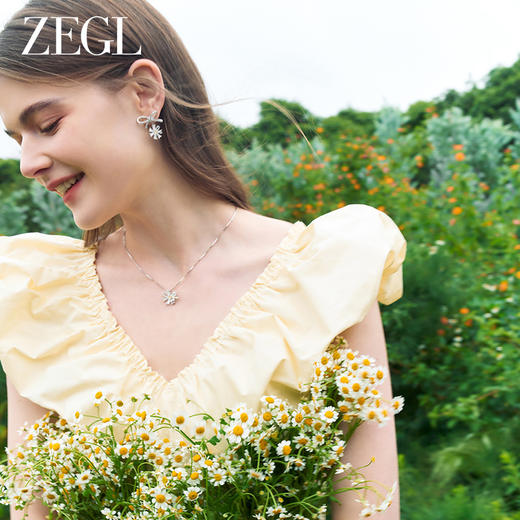 ZEGL设计师雏夏系列小雏菊耳环女蝴蝶结耳钉2024新款925银针耳饰 商品图2