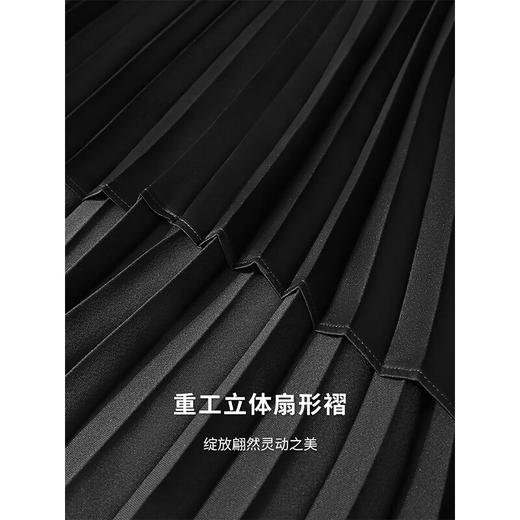 COCOBELLA优雅气质不规则大摆百褶裙女秋重工压褶半身裙HS0006B 商品图4