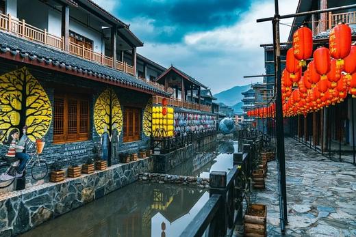 户外@【云冰山+爱情小镇】一脚跨两省云冰山赏雪雾凇，湘交界“小丽江”爱情小镇2天 商品图3