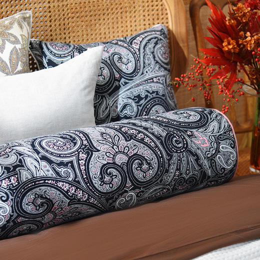 佩斯利系列长款睡抱枕可拆洗圆柱长条夹腿懒人睡觉夹腿侧睡 商品图2