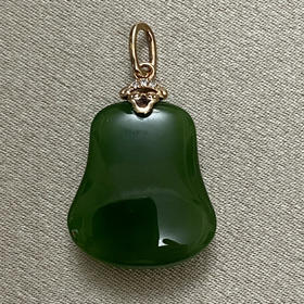 18K玫瑰金和田玉（碧玉）镶钻吊坠--芭蕉扇/双面扇形15*17mm/菠菜绿