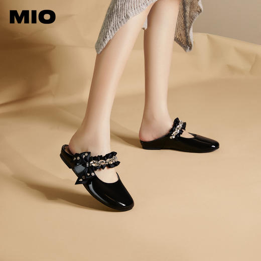 MIO米奥夏季厚底坡跟凉鞋蝴蝶结包头拖勃肯拖女鞋M242240101 商品图0