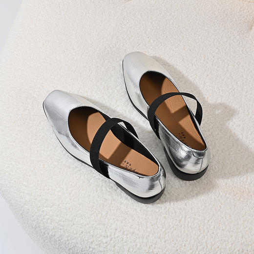 2024经典鲨春季新款女鞋时尚芭蕾优雅单鞋KC86-D17021 商品图3