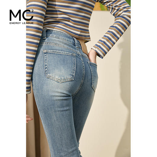 mc2脚口开叉牛仔微喇裤女装2024春季新款修身显瘦时尚气质款穿搭 商品图2