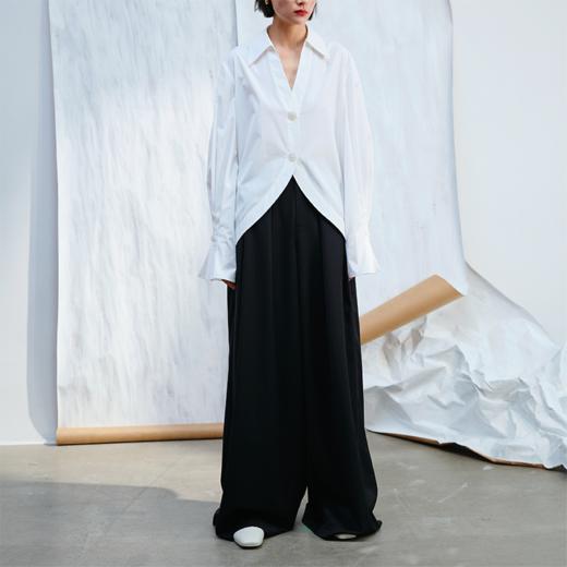 【张天爱同款】LIYIHAN腰部扣袢阔腿裤Y241K09290 商品图4