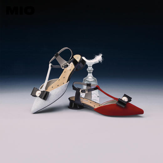 MIO米奥夏季尖头低圆跟时装凉鞋珍珠蝴蝶结通勤凉鞋女M242240406 商品图0