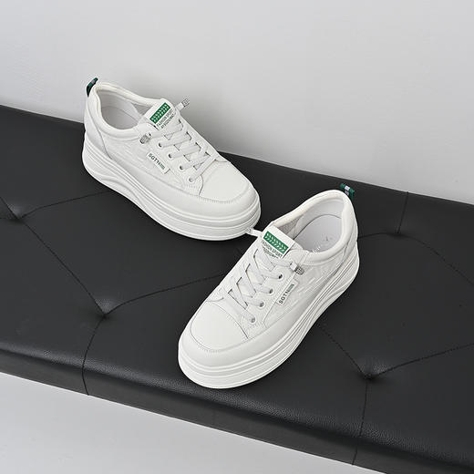 2024经典鲨春季女鞋新款经典厚底牛皮革小白鞋KW160-D17051 商品图3