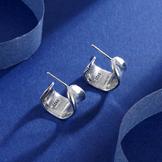 子佩集S925银【问渠】耳钉【USE032】扣环耳圈2402 商品图1