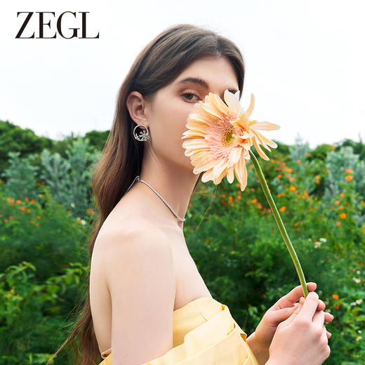 ZEGL设计师雏夏系列雏菊蜜蜂耳环女小众圈圈可爱耳钉925银针耳饰 商品图3