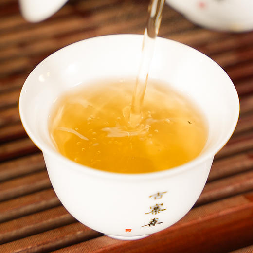 重磅福利【紫气东来】选自勐库冰岛片区450年以上古树!2022年头春头采料；自喝送礼家中必备款；357g/饼，5饼/提 商品图6