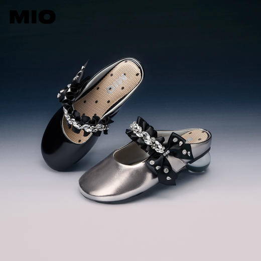 MIO米奥夏季厚底坡跟凉鞋蝴蝶结包头拖勃肯拖女鞋M242240101 商品图1