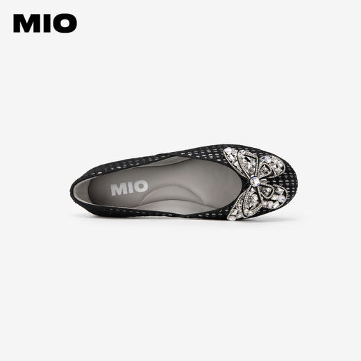 MIO米奥春季圆头平跟时髦小单鞋闪钻蝴蝶俏皮浅口单鞋女鞋M241440806 商品图2