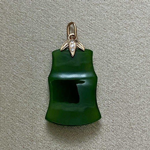 18K玫瑰金和田玉（碧玉）镶钻竹节吊坠 /双面竹节16*22mm/菠菜绿 商品图0