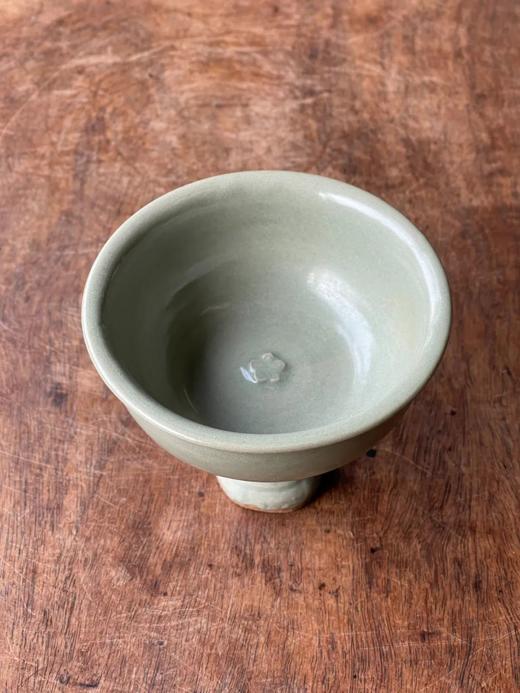 龙泉梅子青釉印花高足杯，顺丰包邮 商品图3